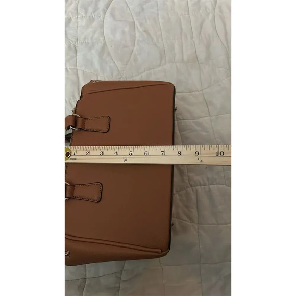 Isabelle Tan Shoulder Bag Women's Medium Casual Handbag Elegant Design - Picture 6 of 8